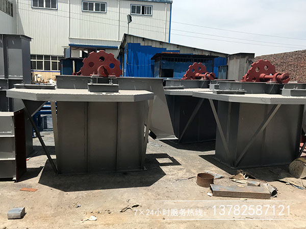 使用深斗淺斗跟斗式提升機(jī)機(jī)頭設(shè)計有直接關(guān)系